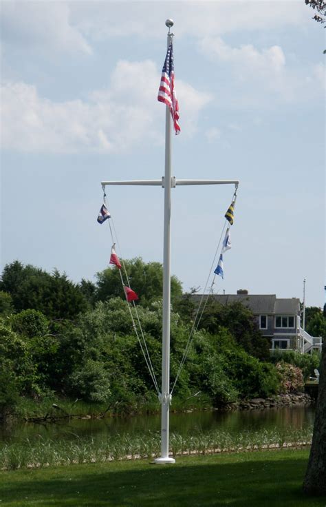 Single Masted Nautical Flagpoles With Yardarm Poletech