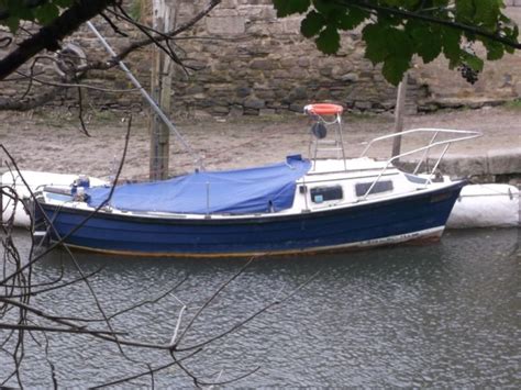 Available in 2 colours and many different lengths (number of links), 8mm pitch and a split or break link comes free with every chain. 21ft Matelot Diesel Motor Sailer / Fishing Boat for sale ...