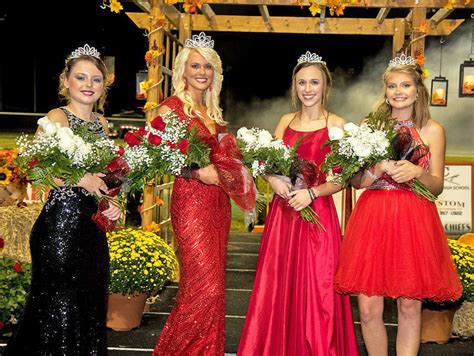Cherokee High School 2018 Homecoming Queen And Her Court Sports