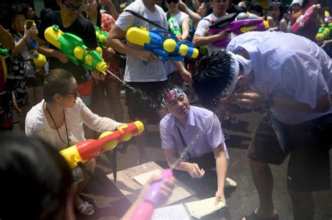 Thai New Year Splashes In With Water Fights Raves