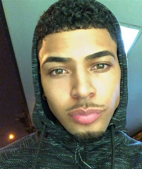 Pin By Nathan R On Beautiful Men Gorgeous Black Men Beautiful Men Faces Light Skin Men