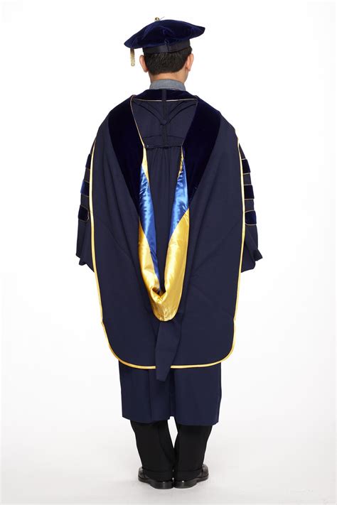 Doctoral Regalia And Stoles University Of California Commencement Capgown