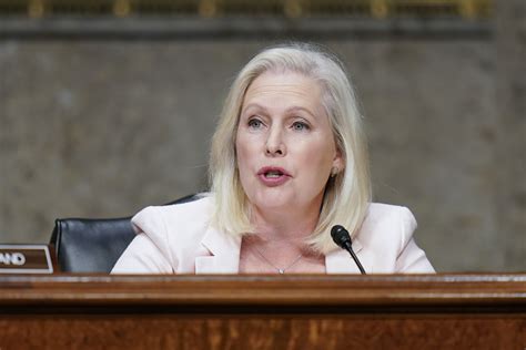 Sen Kirsten Gillibrand Enters Upstate Ny Restaurant Without Mask ‘its Hypocritical