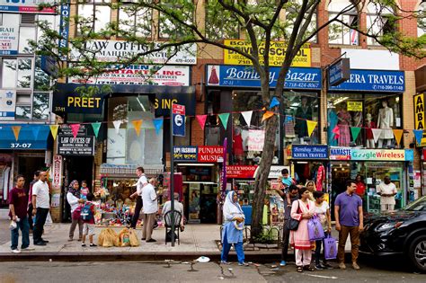 Jackson Heights Queens Diverse And Evolving The New York Times