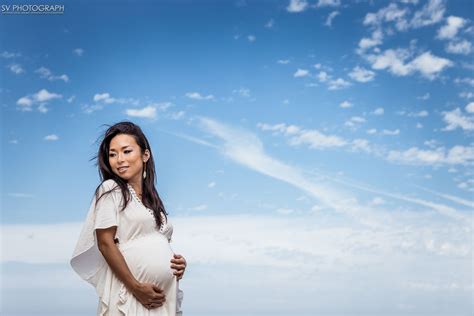 Maternity Session Into The Sun Of The West Coast Https
