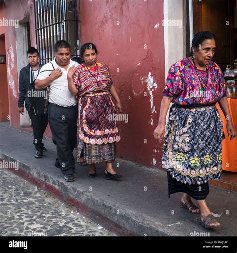 Indigenous Women Antigua Guatemala Hi Res Stock Photography And Images