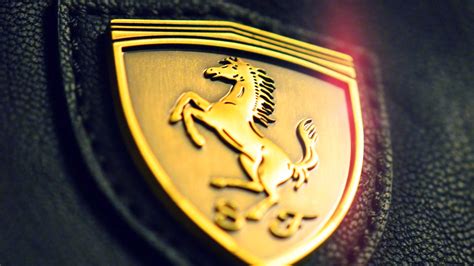 Aa22 Gold Ferrari Logo Art