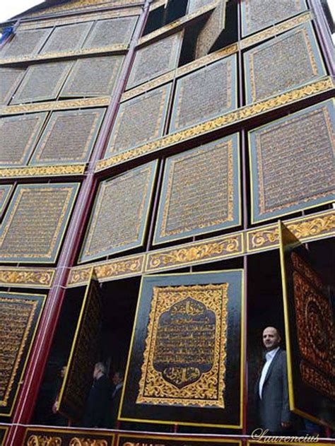 Apalagi ditambah dengan mengikuti suri tauladan nabi muhammad saw bersama istrinya. Foto Al-Akbar Al-Quran Pahat Terbesar di Dunia di Palembang - Laurencius