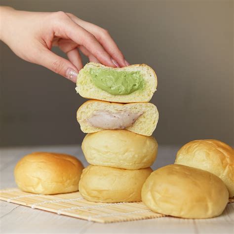 Hattendo Japanese Smile Cream Buns Devoted To Cheering Us Up