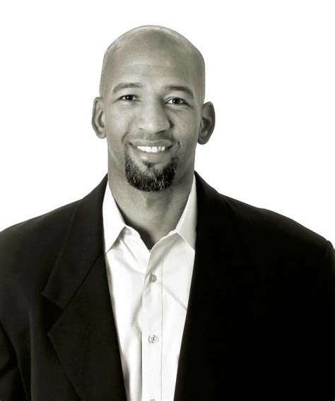 Montgomery eli williams (born october 8, 1971) is an american professional basketball coach and a former player and executive who is the head coach for the phoenix suns of the national basketball association (nba). Monty Williams // Strong of Heart // University of Notre Dame