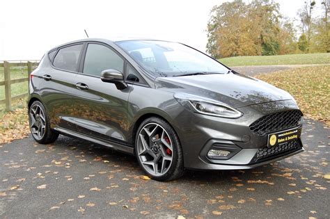 Ford Fiesta ST3 Performance Pack - Hot Hatches