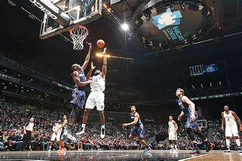 Νβα πλέι οφ δύσης 1ος γύρος. * Larry K NBA Ασταμάτητοι οι Knicks...Στο SLC το ντέρμπι ...