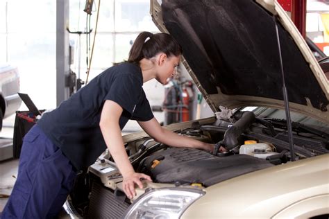 In fact, if you are a car racing mechanic involved with nascar, you likely travel. Conheça as 5 melhores dicas de mecânica para mulheres