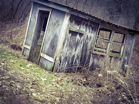 Abandoned Hut Photograph By Makayla Masters