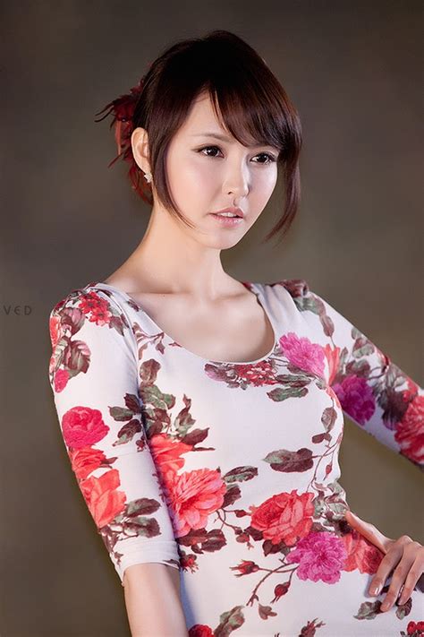 Kang Yui Hot Sexy
