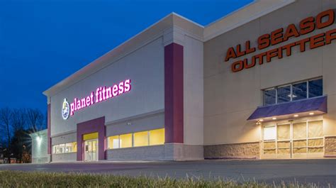 Reviewed Planet Fitness Gym Membership Sports Illustrated