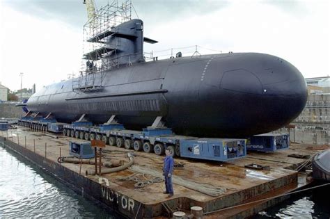 76 best Submarine images on Pinterest | Submarines, Nuclear submarine and Party boats