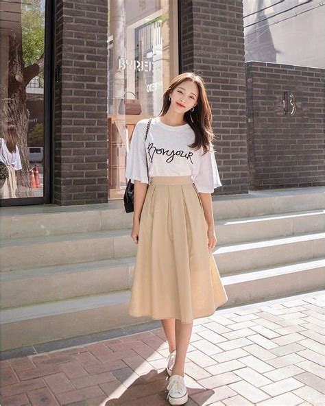Korean Long Skirt Outfit Ideas Prestastyle