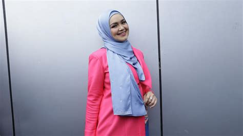Siti Nurhaliza Gelar Konser Di Jakarta Gandeng Tulus Photo