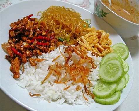 100 gram daun sawi, seduh dan blender. 6 Jenis Resep Olahan Nasi Ala Indonesia - KemejingNet