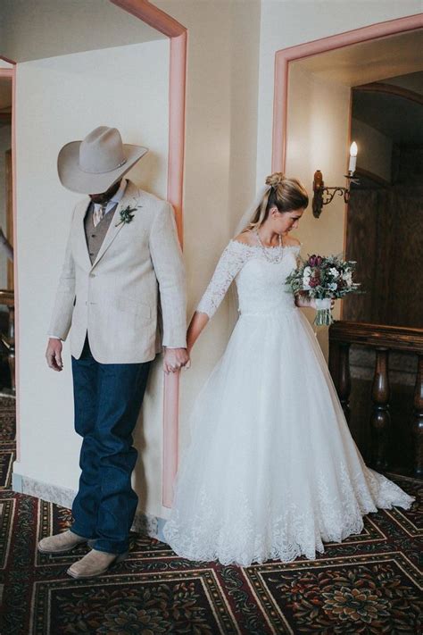Shared 30+ chic & affordable fall wedding guest dresses as well as accessory tips on… Vintage cowboy weddings #vintage #cowboy #weddings ...