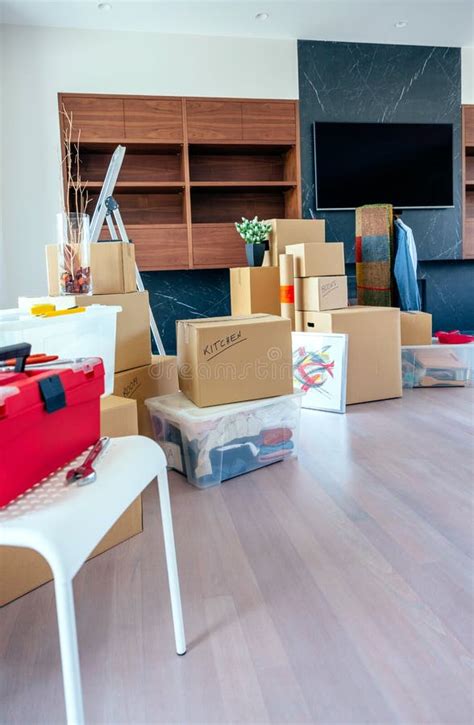 Living Room With Moving Boxes Stock Image Image Of Boxes