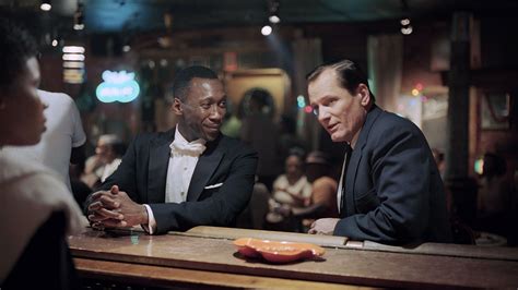 Upon hearing the anecdote, viggo mortensen insisted they try to fit it into the movie. "Green Book" Won Best Picture at Oscars 2019 Because it ...