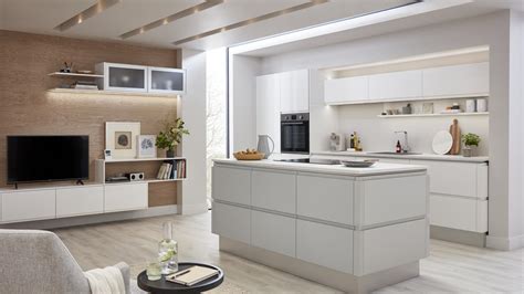 The link between kitchen, dining and living room premises is searched to be as fluid and flexible as possible in. Open Plan Kitchen Ideas | Howdens