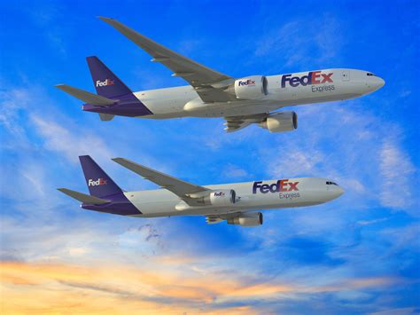 Boeing, FedEx Express Announce Order for 24 Medium and Large Freighters