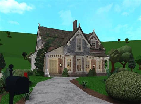 Two Story House In Bloxburg