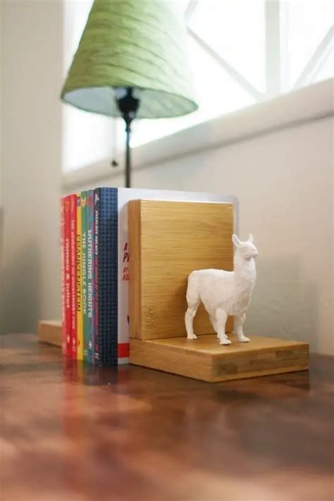 Diy Faux Ceramic Animal Bookends Two Ways Lovely Indeed