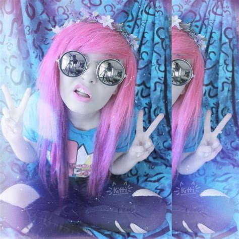 Milkwhore Instagram Pinkandpurple Hair Circular Glasses Flowercrown