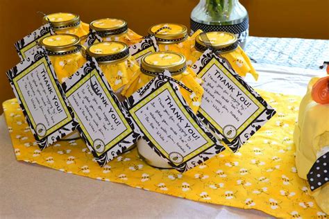 So styling one in a sunny palette of yellow and white couldn't be more perfect. Bumble Bee Baby Shower Gender Reveal Party Ideas | Photo ...