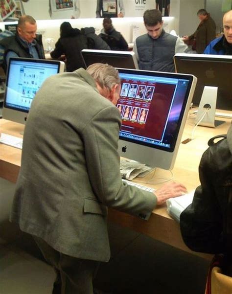 People Caught Looking At Porn In Public 20 Pics