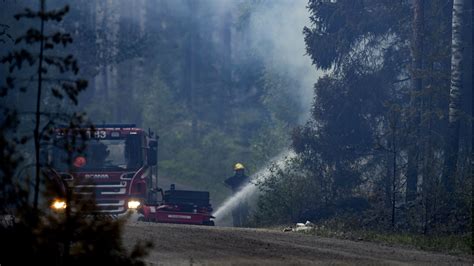 Rain helps tame forest fires in northern Finland - Eye on the Arctic