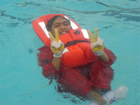 Bravo 7 Qhse Training Services Division Helicopter Underwater Escape