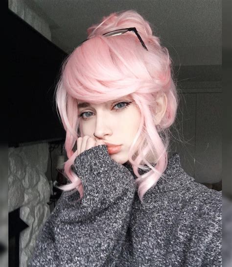 Más De 25 Ideas Increíbles Sobre Pink Haired Girl En Pinterest Lazo