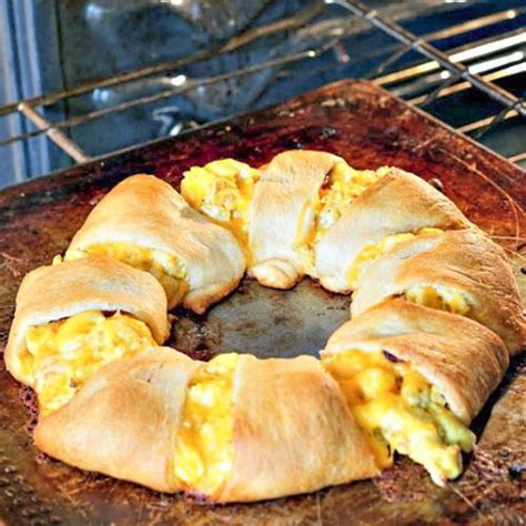 Bacon Egg And Cheese Crescent Recipe Simply Today Life