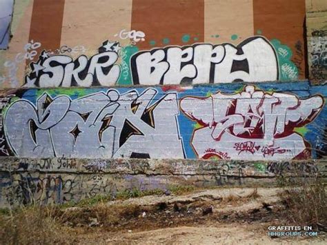 Graffiti De Zaik Y Bepo En Lugar Desconocido Subido El Miercoles 25
