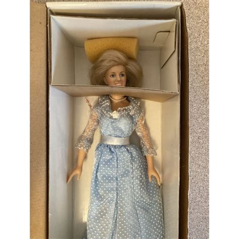 Accents Princess Diana Royal Wardrobe Collection By Danbury Mint 1989 Doll And Clothes Poshmark