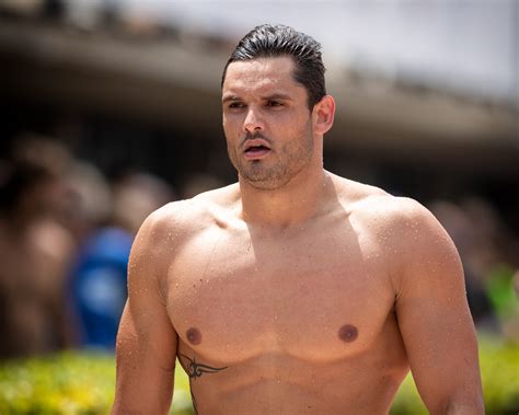 Florent took a total of 34 strokes, and his distance per stroke cycle was 2.1 meters. Florent Manaudou Splits 1:46.0 in SCM 200 Freestyle in France