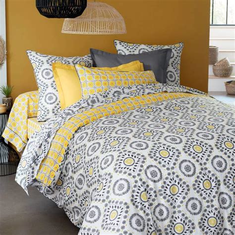 La recherche d'une housse de couette sur la toile peut s'avérer difficile. Housse de couette - Linge de lit | Françoise Saget