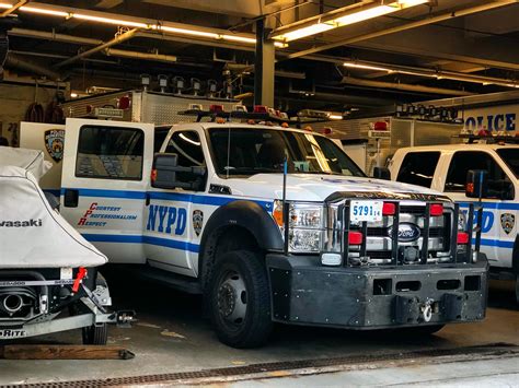 Nypd Emergency Service Squad 3 Ford F550 Rep 5791 Reconrican Flickr