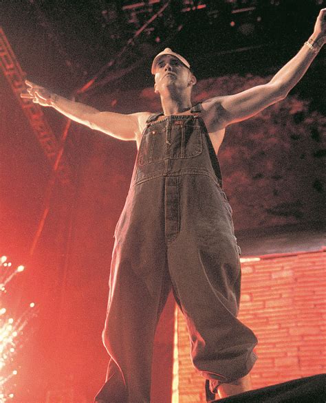 0:26 320 кбит/с 1.0 мб. Eminem 2000 | Eminem in 2000 at the Tacoma Dome. | Steven ...