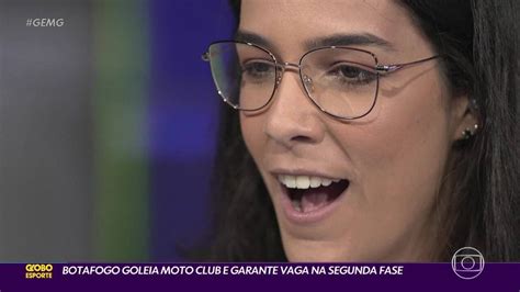 Renata Silveira é A 1ª Mulher Narradora De Futebol Do Grupo Globo E Estreia Com Goleada