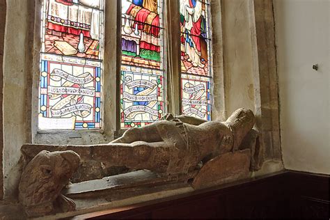 2 Effigy Of A Medieval Knight St © Mike Searle Geograph