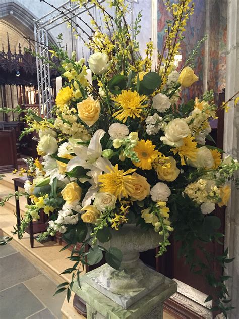 Church Altar Flowers For Easter Easter Flowers Immanuel Episcopal