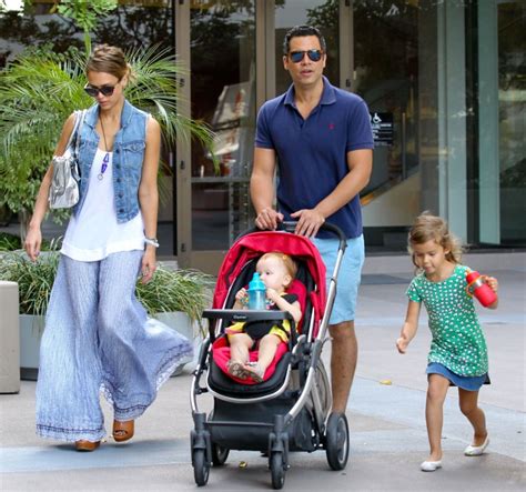 Jessica Alba Her Husband Cash Warren And Their Daughters Honor And Haven Out For Brunch At The