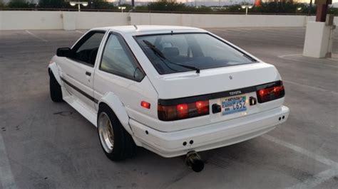 The small size and boxy dimensions mean the interior has limited space. Toyota Corolla Hatchback 1985 White For Sale ...