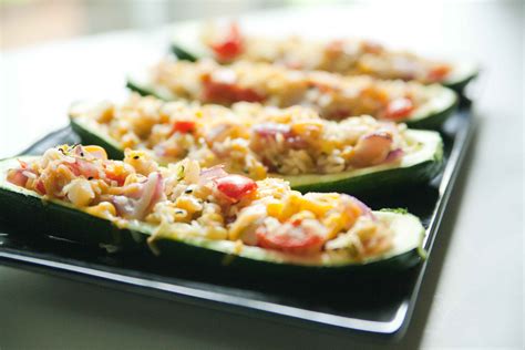 Kosher salt, fresh basil, seasoned bread crumbs, garlic, mushrooms and 6 more. stuffed veggie zucchini boats - Teacher - Chef